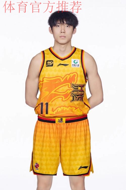 新赛季、新主帅、新队长、新面貌